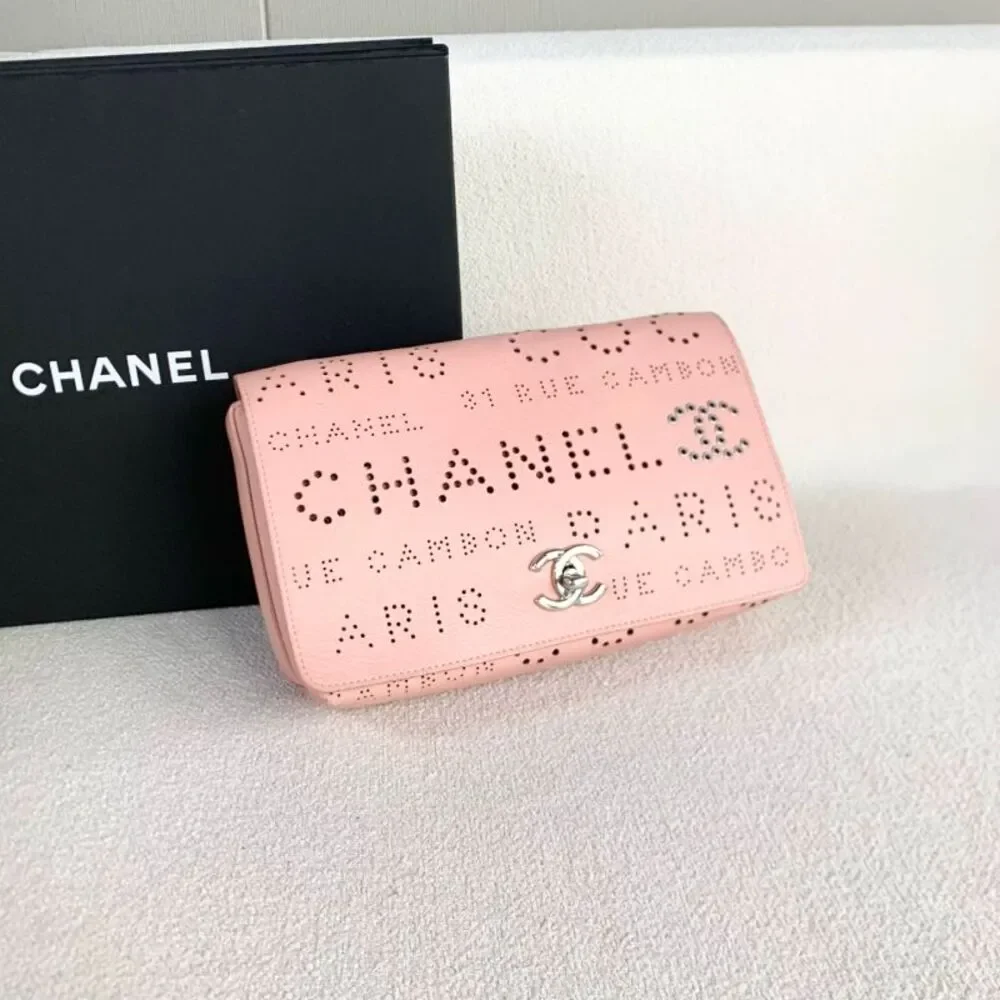 CHANEL brand color